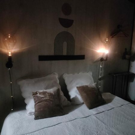 2Ch 4Pers Matelas M De Forme Kitchenette Sdb Wc Au Calme Cote Jardin Tulle Exteriér fotografie